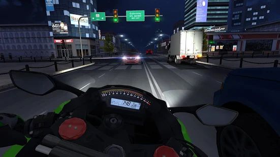 Скачать взломанную Traffic Rider версия Зависит от устройства apk на Андроид - Бесконечные деньги